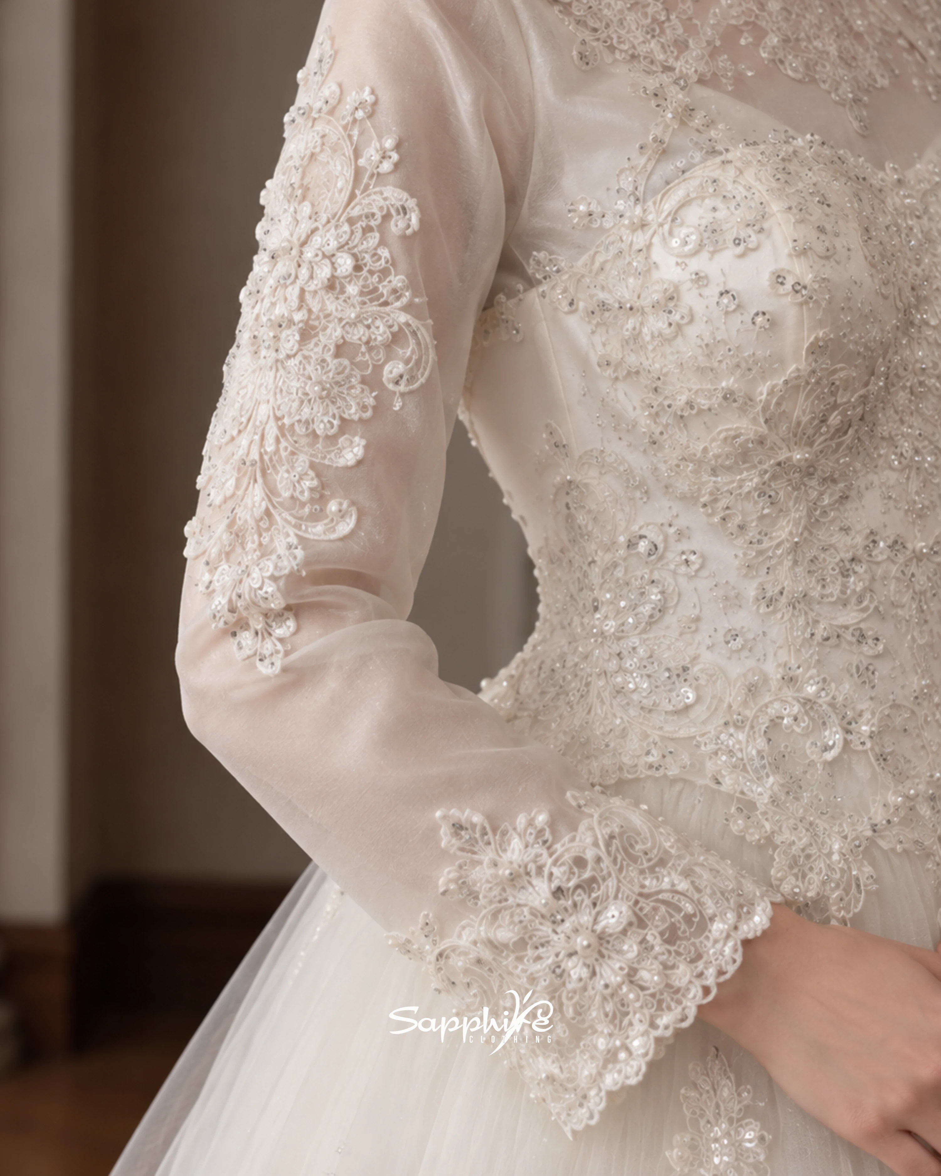 Ivory Celeste Lace Bridal Gown detail 5